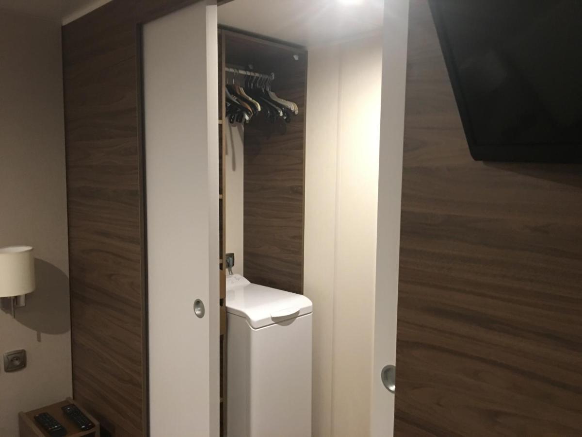 Mobilhome Familial 6 A 7 P 3 Chambres 42 M2 Saint Brevin Les Pierres Couchees Exterior photo