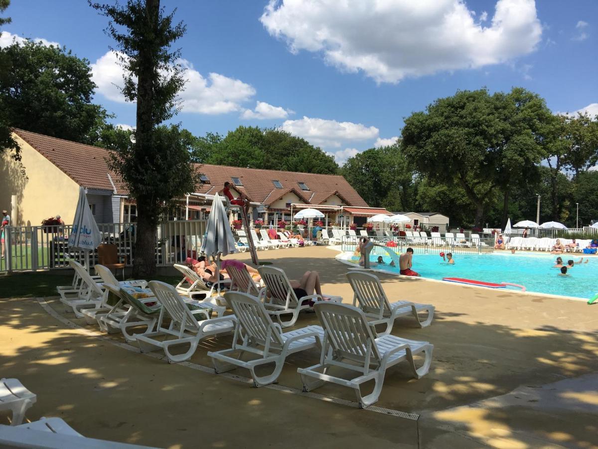 Mobilhome Familial 6 A 7 P 3 Chambres 42 M2 Saint Brevin Les Pierres Couchees Exterior photo