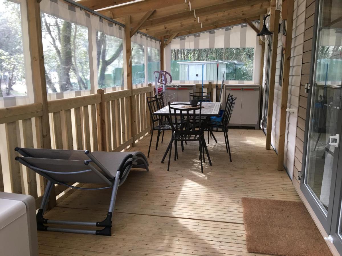 Mobilhome Familial 6 A 7 P 3 Chambres 42 M2 Saint Brevin Les Pierres Couchees Exterior photo
