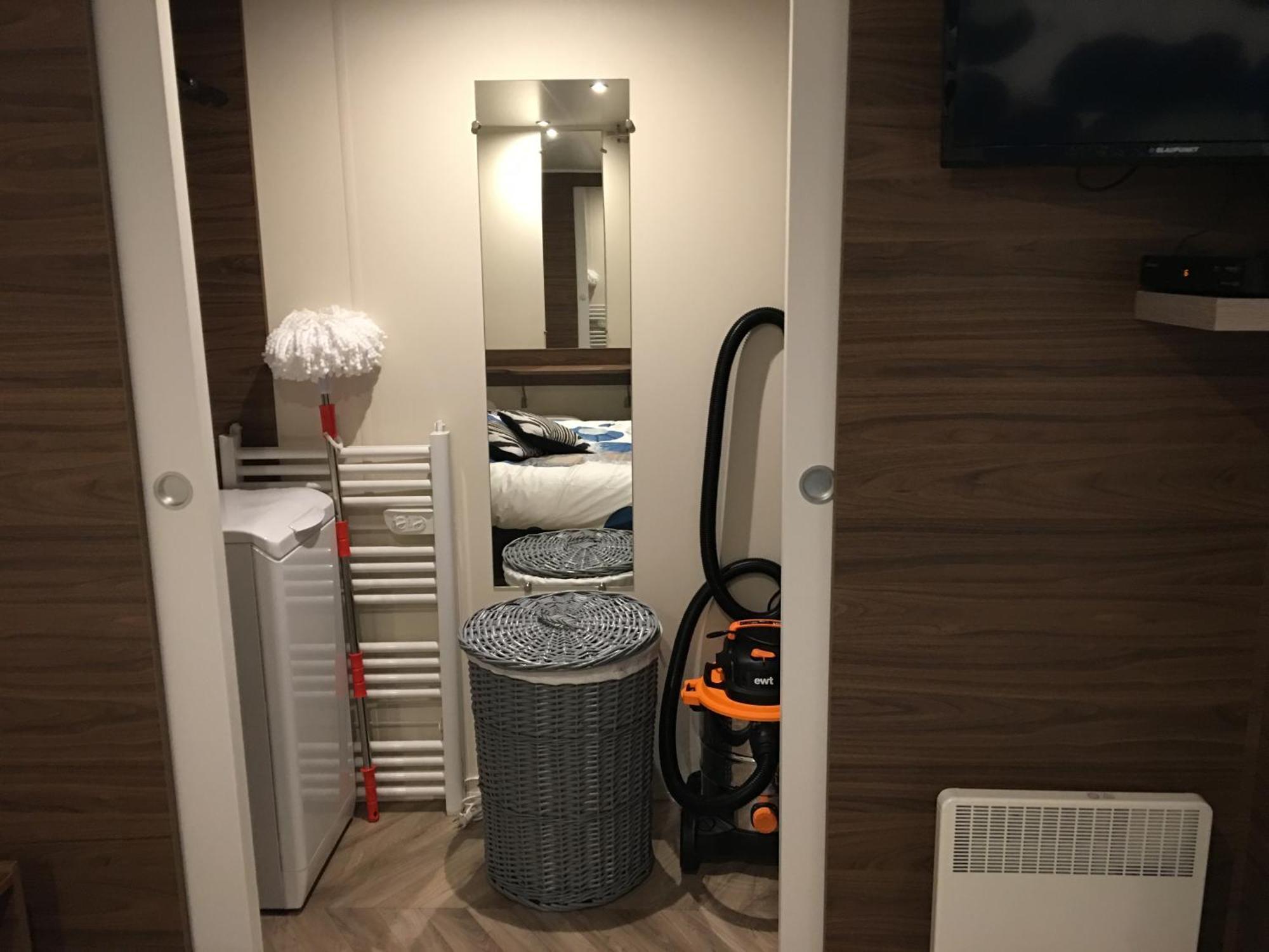 Mobilhome Familial 6 A 7 P 3 Chambres 42 M2 Saint Brevin Les Pierres Couchees Exterior photo