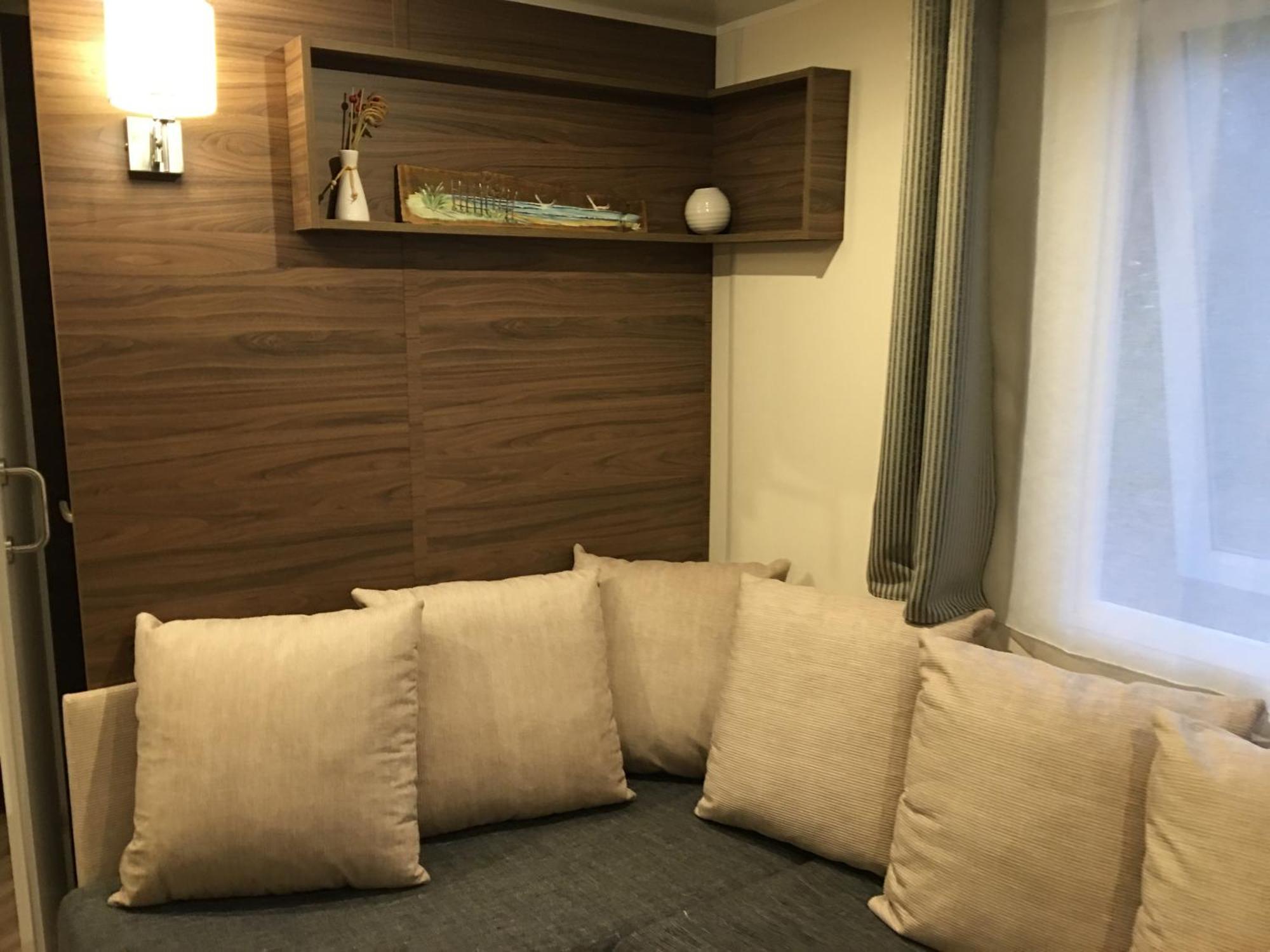 Mobilhome Familial 6 A 7 P 3 Chambres 42 M2 Saint Brevin Les Pierres Couchees Exterior photo