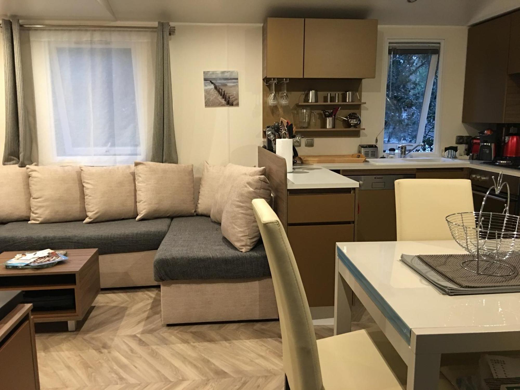 Mobilhome Familial 6 A 7 P 3 Chambres 42 M2 Saint Brevin Les Pierres Couchees Exterior photo